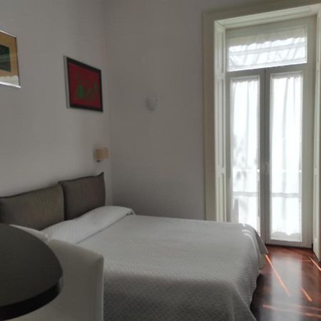 Luca Giordano 142 B&B เนเปิลส์ ภายนอก รูปภาพ